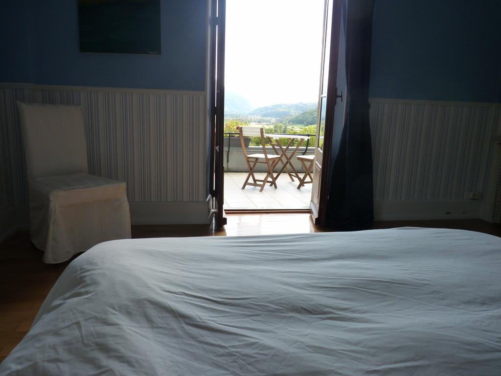 Bed and Breakfast Domaine De La Sauge Saint-Christophe  Номер фото